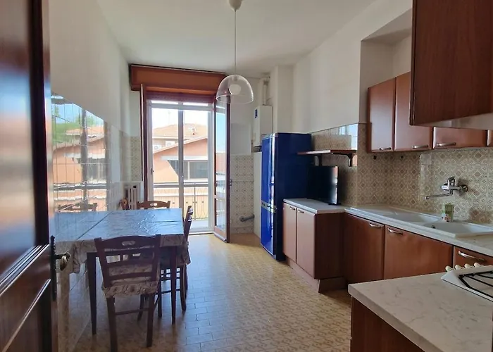 Apartment Fuoriporta Affitti Brevi - Giovenale Piccolo Parma